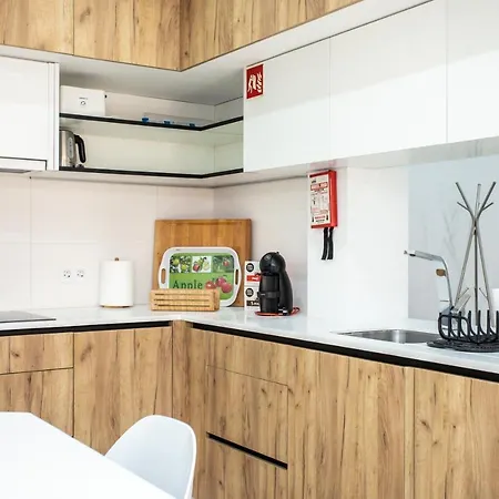 Apartment Luxury Picadeiro I By Rent4all *