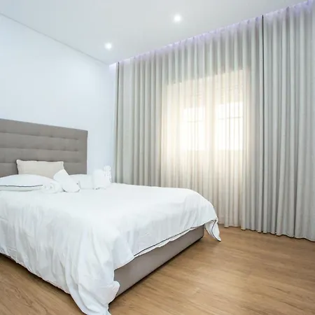 Luxury Picadeiro I By Rent4all